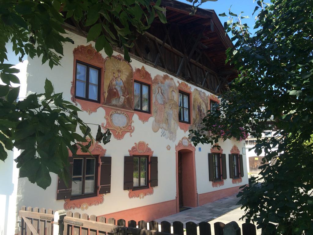 Ferienwohnungen Im Lueftlmalereck, Mussldomahaus Oberammergau Esterno foto