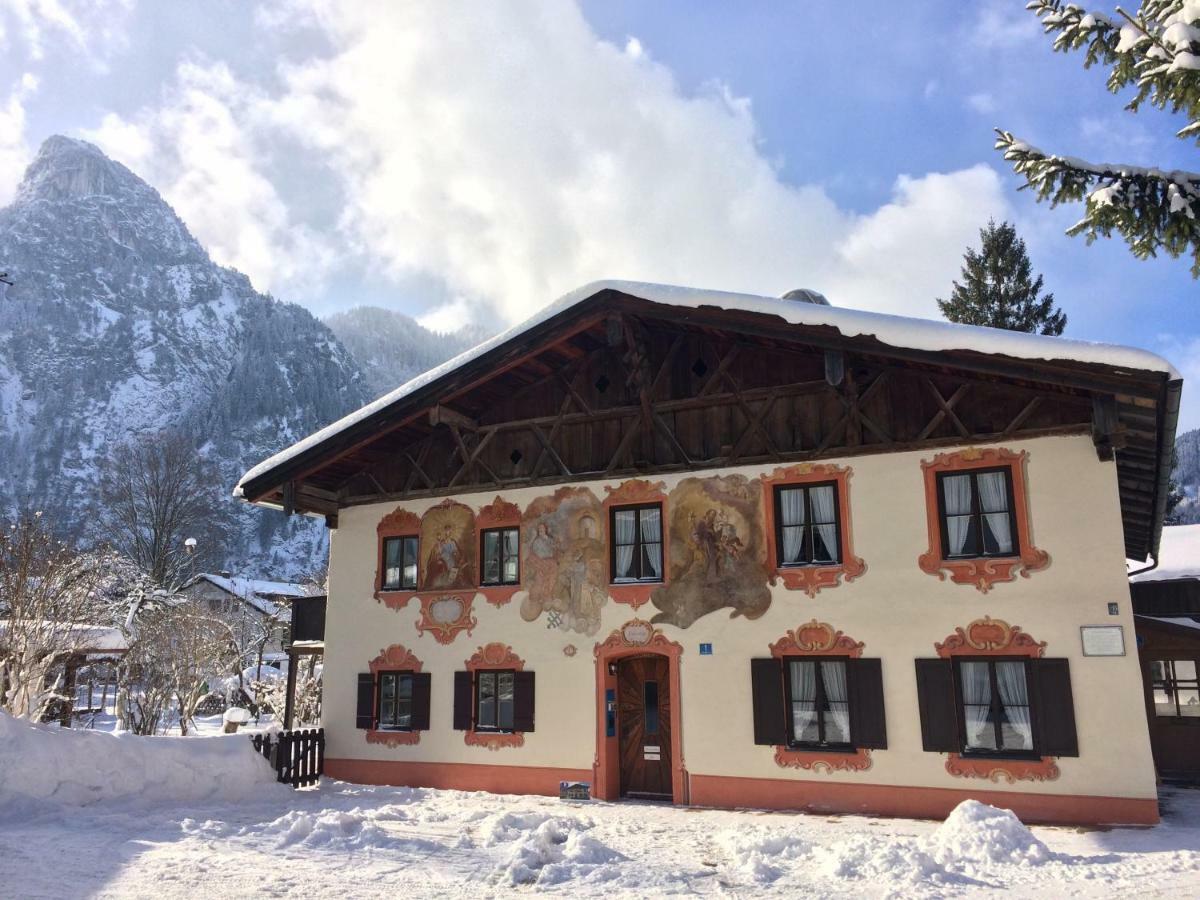 Ferienwohnungen Im Lueftlmalereck, Mussldomahaus Oberammergau Esterno foto